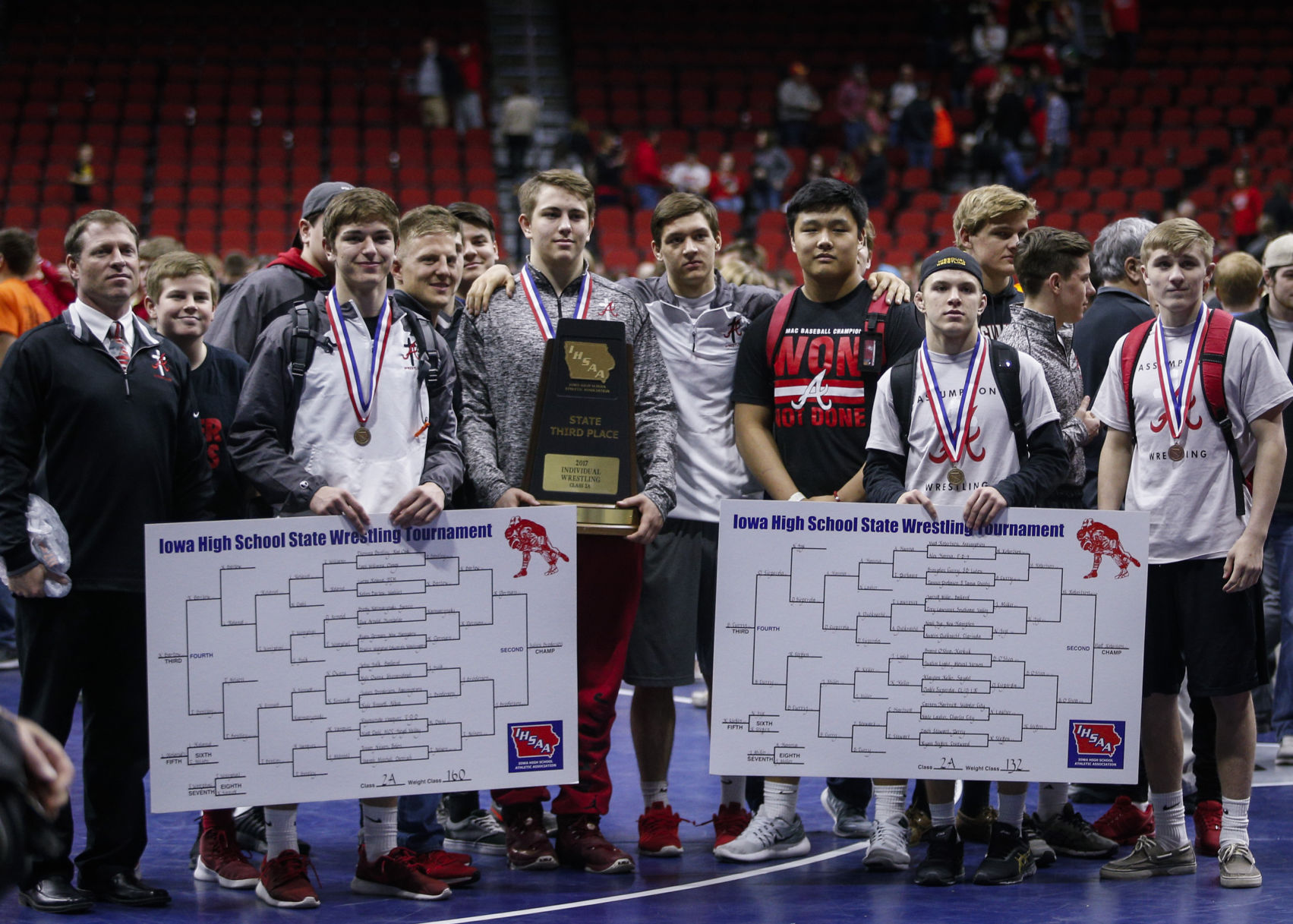 021817-WRESTLING-FINALS-035.jpg